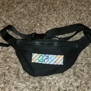 Black Vintage Esprit fanny pack